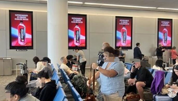 紐約機(jī)場廣告